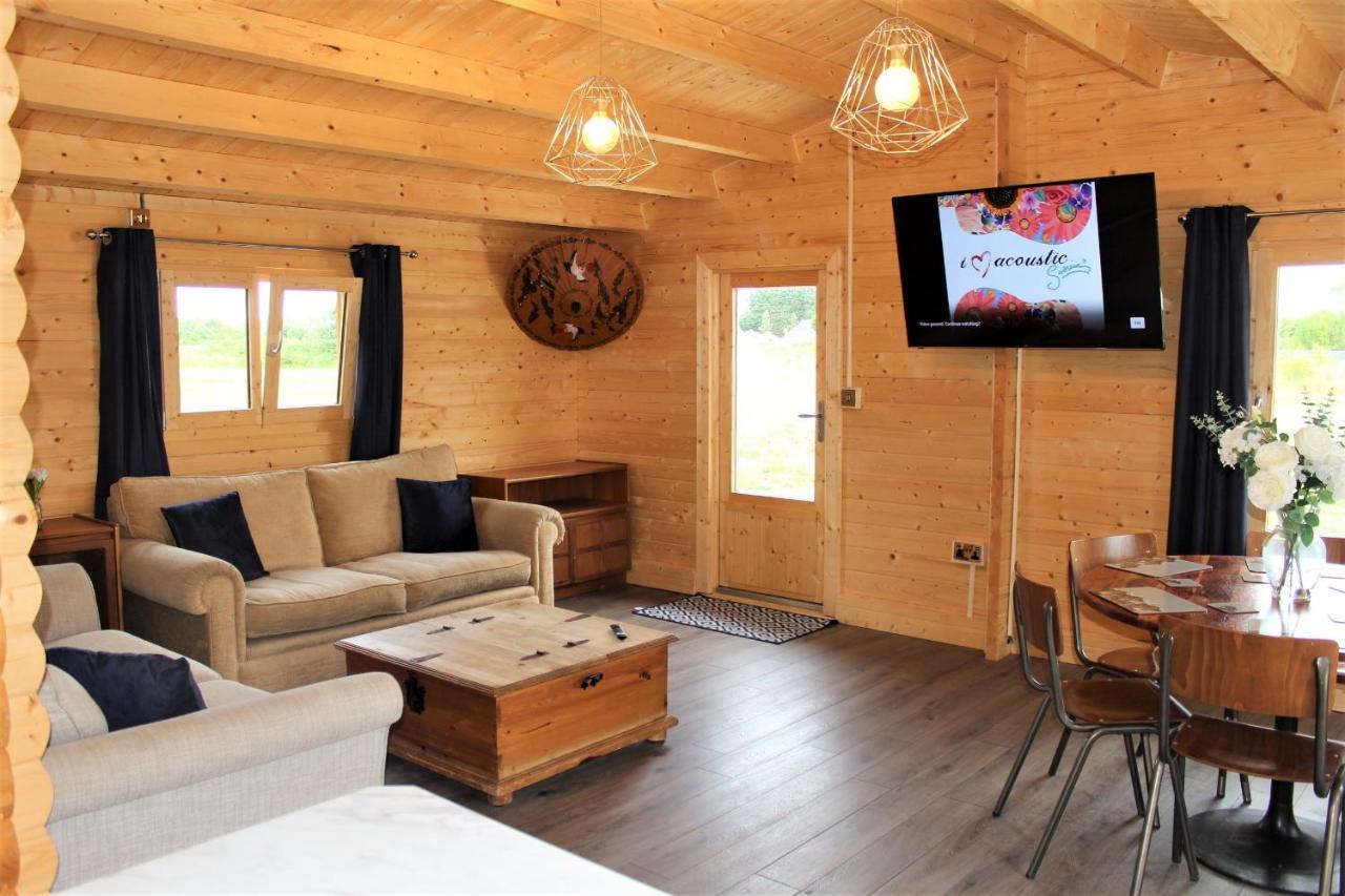 Inviting 3-Bedroom Lodge In Ashton Under Hill Evesham Ngoại thất bức ảnh